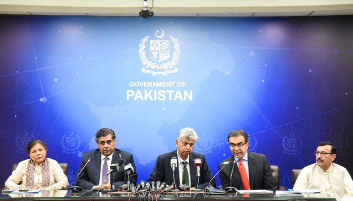 (L to R) Caretaker Finance Minister Shamshad Akhtar, Commerce Minister Gohar Ejaz, Information Minister Murtaza Solangi and Power Minister Muhammad Ali addressing a joint press conference after the SIFC Apex Committee meeting on September 8, 2023. — PID