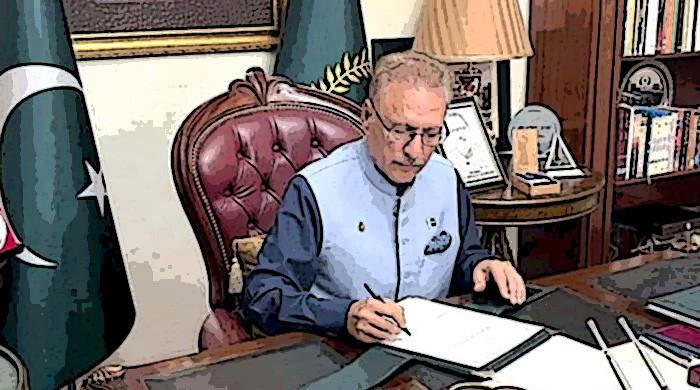 Recapping President Arif Alvi's rollercoaster tenure in office - Vimarsana News