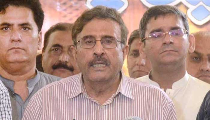 Sindh Interior Minister Brigadier(R) Haris Nawaz talks to media persons at Karachi Press Club on August 26, 2023. — APP