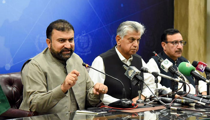Caretaker Interior Minister Sarfaraz Ahmed Bugti (left) addresses the press conference on September 10, 2023. — Radio Pakistan