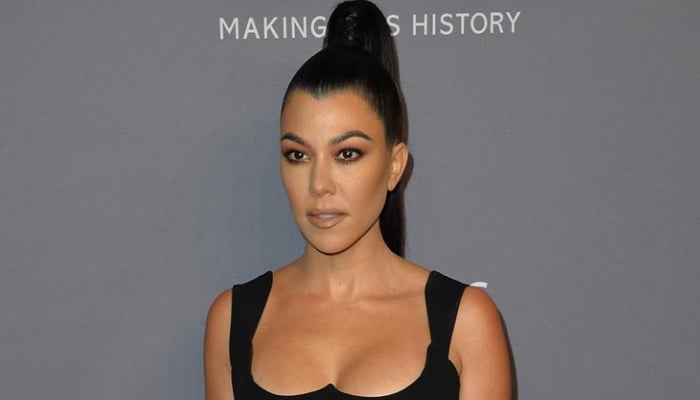Kourtney Kardashian flaunts baby bump, declares pregnancy Empowering