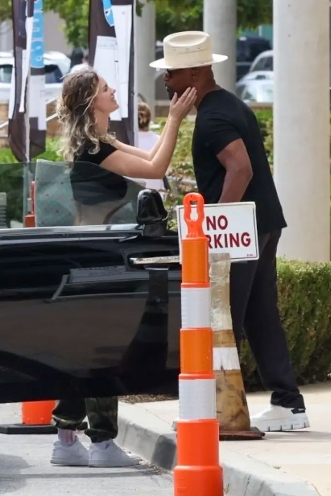 Jamie Foxx packs on PDA with Alyce Huckstepp during latest day out