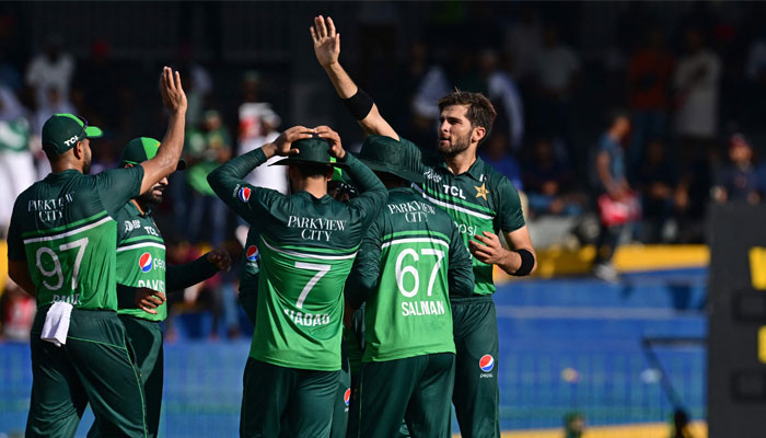 Pakistan´s Shaheen Shah Afridi (right) celebrates with teammates after taking the wicket of India´s Shubman Gill (not pictured) during the Asia Cup 2023 super 4 ODI cricket match between India and Pakistan in Colombo on September 10, 2023. — AFP