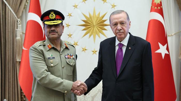 General Münir, Türkiye ile savunma işbirliğinin “güçlendirilmesi” çağrısında bulundu