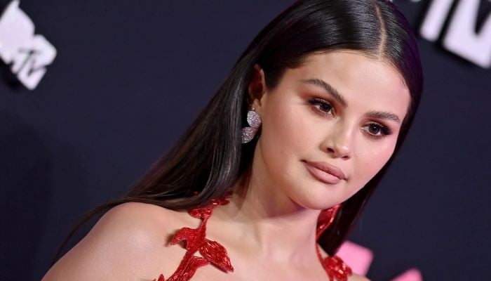 Selena Gomez opts for effortless no-makeup look after MTV VMA after party