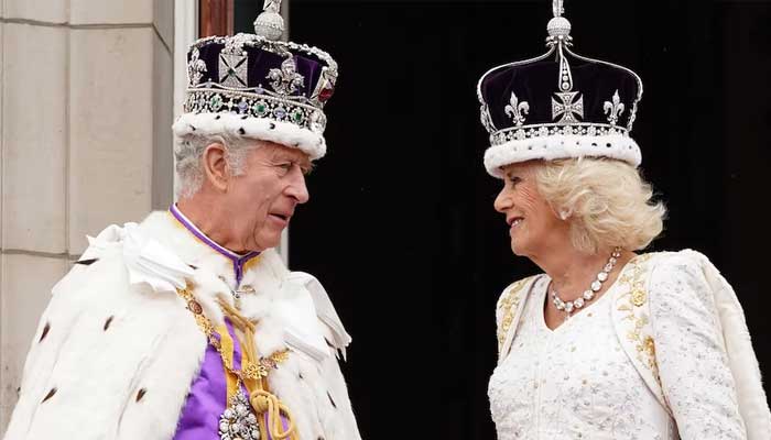 King Charles ignores criticism as he attends horse race with Queen Camilla