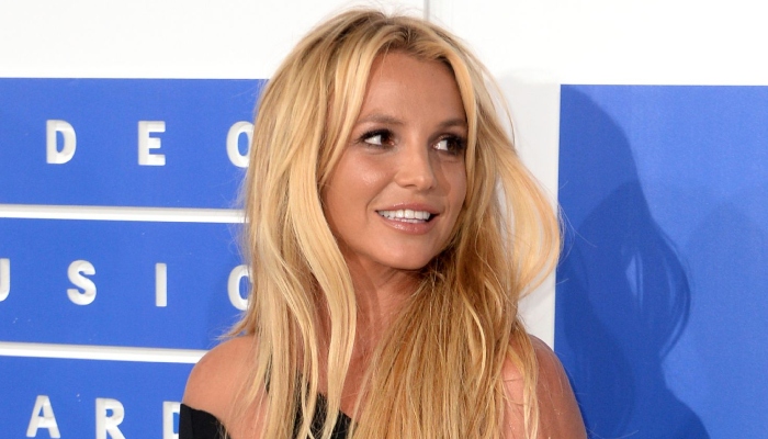 Britney Spears deletes Instagram AGAIN, fans want to know why
