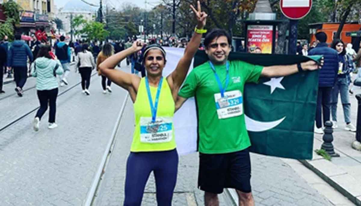 Uzma Abid with her husband Abdul Samee.