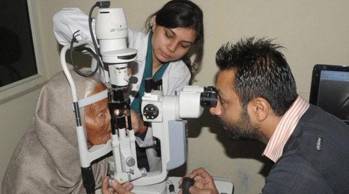 Substandard injections affect eyesight of 40 diabetes patients in Lahore