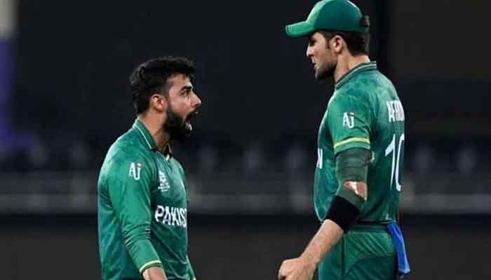 Shadab Khan (L) and Shaheen Afridi (R) are two of the most important players in the Pakistan cricket team. —AFP/file