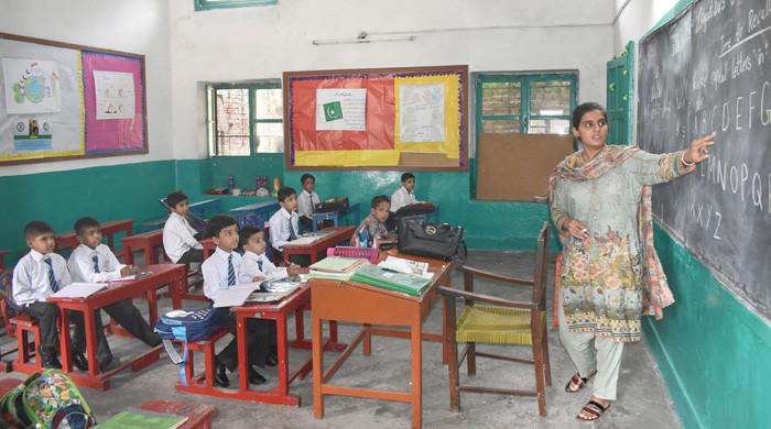 CM Baqar directs private schools to implement 10% ‘free education’ policy