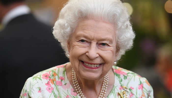 Queen Elizabeth personal diaries threaten to expose Royal family secrets