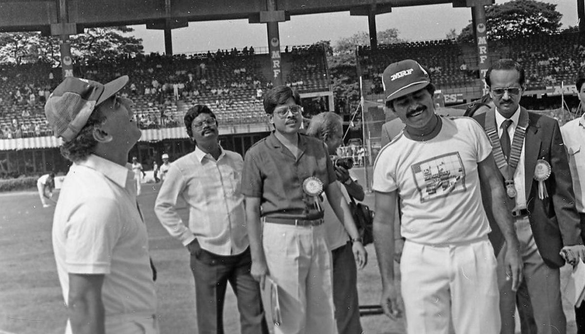 Sunil Gavaskar and Javed Miandad at the toss during an ODI charity match in India on August 30, 1987. — The Hindu