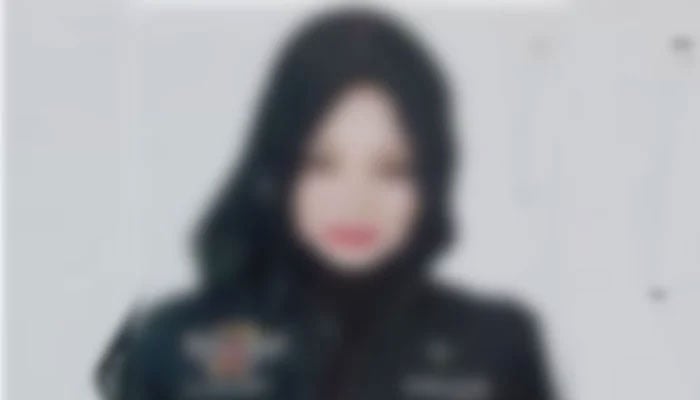 Sindh Inspector General (IG) of Police Riffat Mukhtar takes notice of the TikTok video allegedly released by lady constable Sumbal Ghori. — TikTok