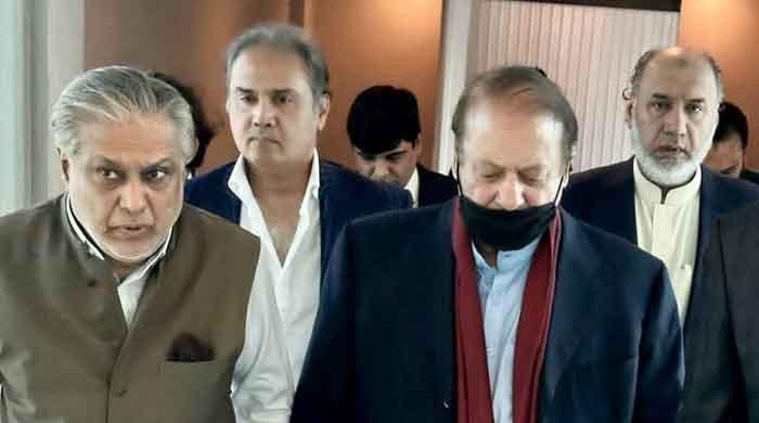 ‘Coward fugitive returning under judicial asylum,’ PTI on Nawaz’s return
