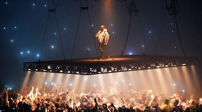 Kanye West całuje na pożegnanie wielki koncert we Włoszech?