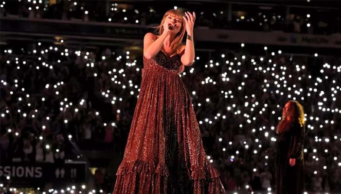 The 10 Best Taylor Swift Looks from The Eras Tour