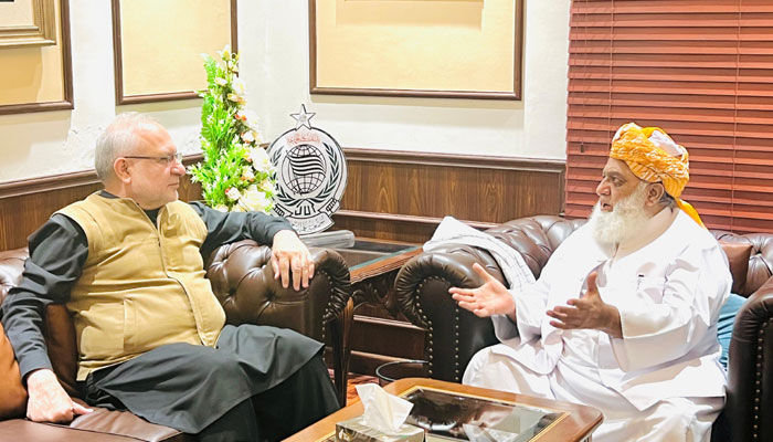 Former senator Muhammad Ali Durrani calls on JUI-F Maulana Fazlur Rehman at his residence in Islamabad on October 24, 2023. — X/@juipakofficial