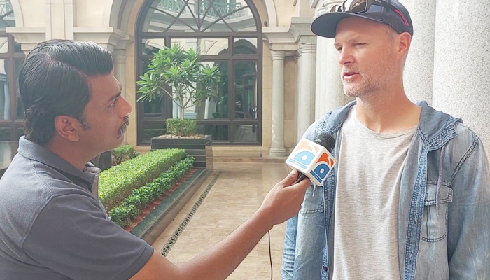 Pakistan teams batting coach Andrew Puttick (right) talks to Geo News in Chennai, on October 25, 2023. — Reporter