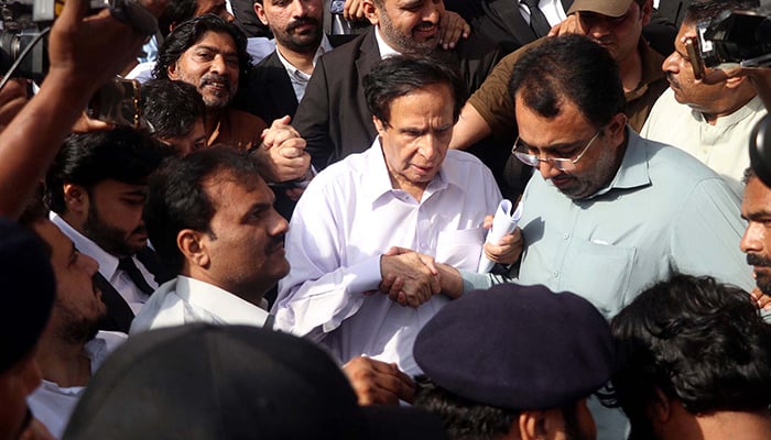 Former Chief Minister Punjab and Tehreek-e-Insaf (PTI) President, Chaudhary Pervaiz Ilahi leaving after court case hearing, at High Court in Lahore on Friday, September 1, 2023. — PPI