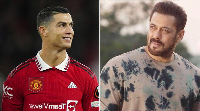 Salman Khan pals up with Cristiano Ronaldo: Video