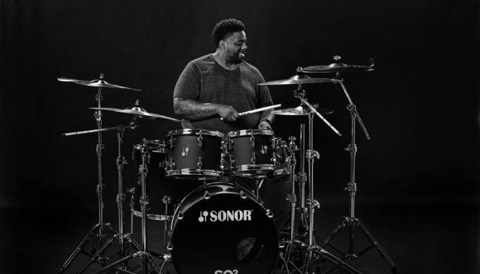 Ariana Grande mourns as drummer Aaron Spears dies at 47