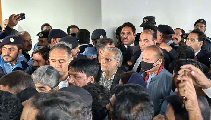 PML-N supremo Nawaz Sharif arriving at the Islamabad High Court for a hearing. — APP/File