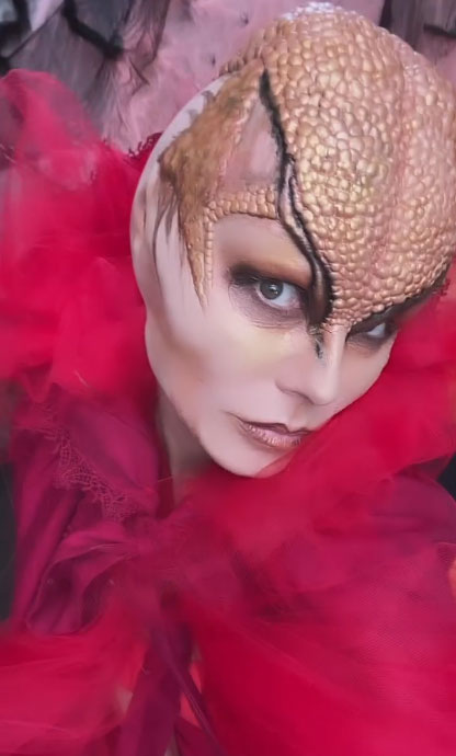 Heidi Klum breaks the internet with 2023 Halloween costume after the worm