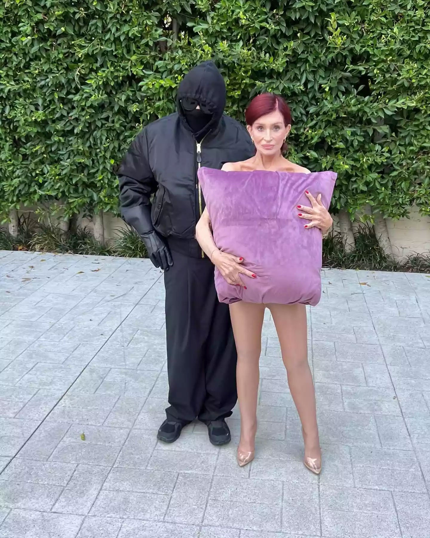 Kanye West, Bianca Censori wild style copied for Halloween