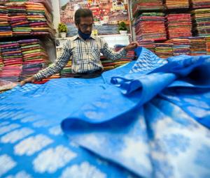 Banarasi Brocade: From Kashi to Karachi, how weavers loom silk fantasies with silver, gold