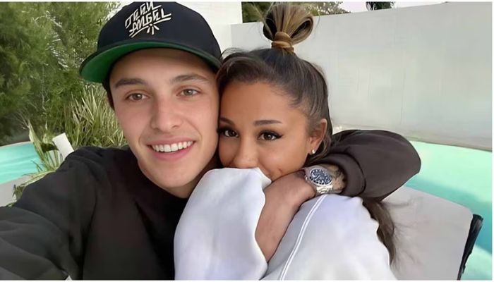 Ariana with ex-husband Dalton Gomez