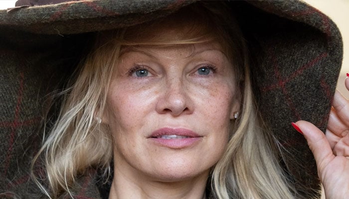 Pamela Anderson has now opened up on two very different reasons that she ditched make up
