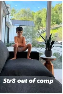 Scott Disicks cryptic post after ex-Kourtney gives birth to Travis Barkers baby