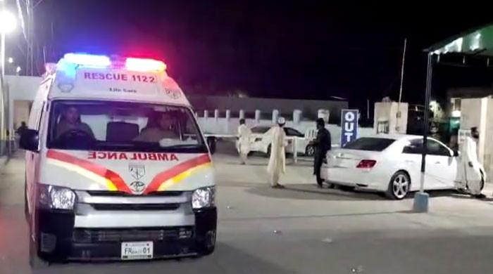 Two policemen martyred, three injured in another DI Khan terror attack
