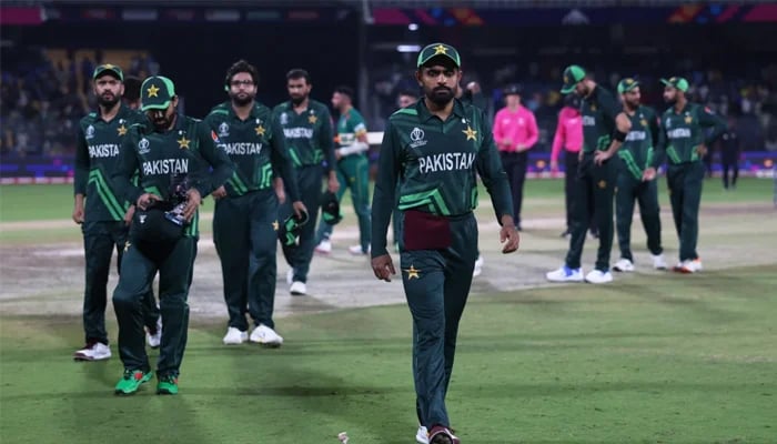 Dejected Pakistan team after South Africa defeat. — AFP/File