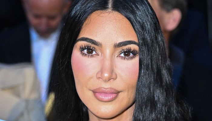 Kim Kardashian reveals how her ‘dead father’ reaches out to her