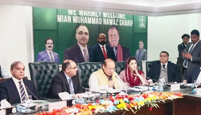 PML-N supremo Nawaz Sharif addressing the Lahore Chamber of Commerce & Industry. —X/@kdastgirkhan