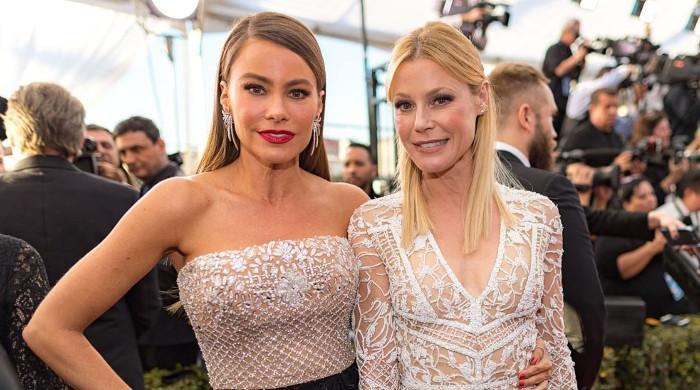 Julie Bowen reveals Sofia Vergara's 'deal with the devil' - Vimarsana News