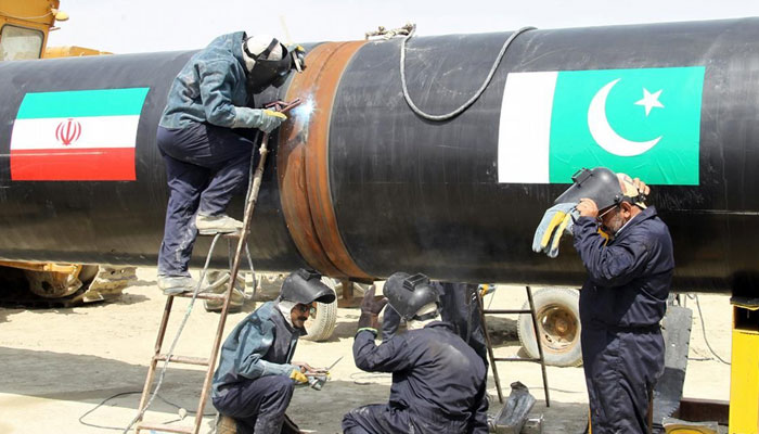 Workers can be seen busy working on a gas pipeline at Chah Bahar, Iran. — X/dana916