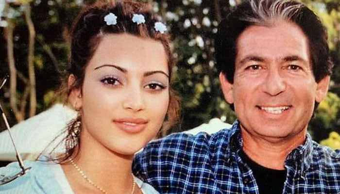 Kim Kardashian recalls the moment sh and sister Kourtney Kardashian received their fathers diagnosis