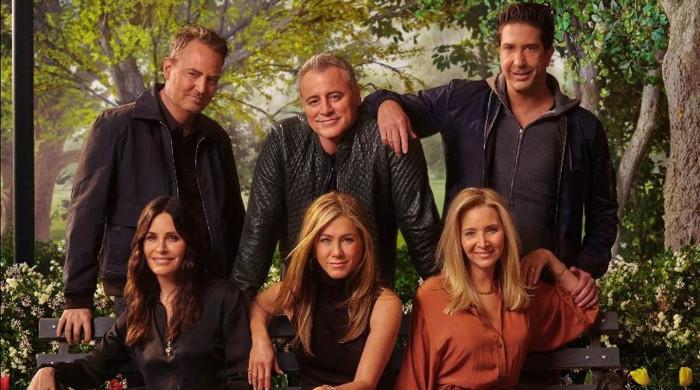 Friends, Emmy Ödülleri’nde Matthew Perry’yi anmayı planlıyor