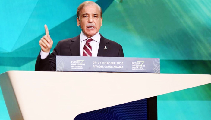 Former prime minister Shehbaz Sharif addresses the Future Investment Initiative Conference in Riyadh, Saudi Arabia on October 25, 2022. — PID