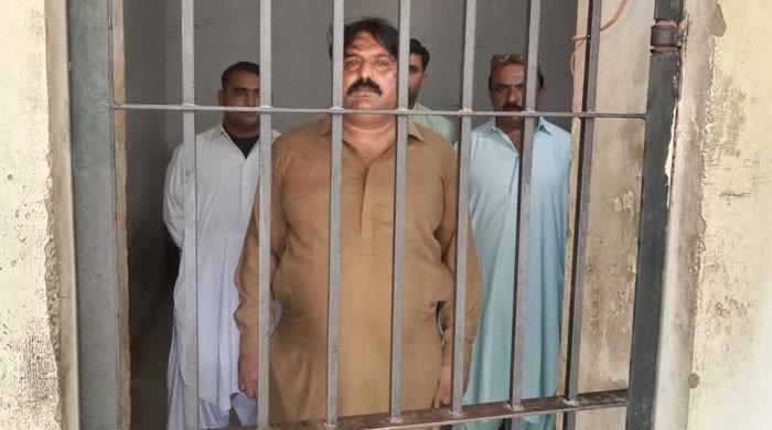 Four cops accused of taking bribe by cricketers Sohaib Maqsood, Aamir Yamin arrested