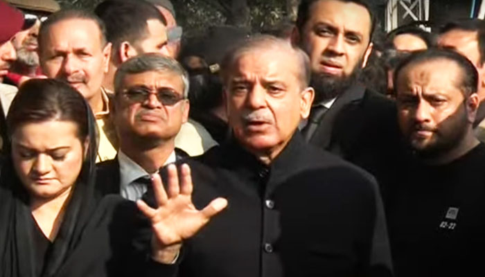 Pakistan Muslim League-Nawaz (PML-N) President Shehbaz Sharif speaks to media persons in Lahore on November 29, 2023. — Screengrab/Geo News