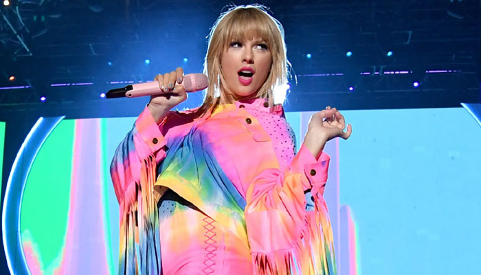 Taylor Swift over the moon after ruling Spotify charts