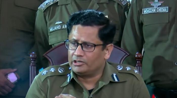 Rs500,000 reward introduced for police on arrest of suspects concerned in faculty bus firing