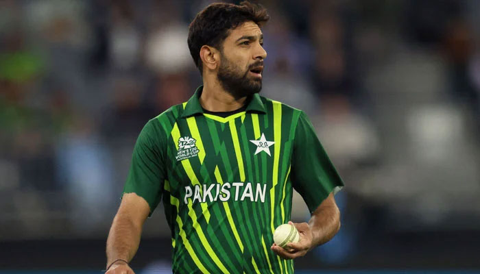 Haris Rauf of Pakistan prepares to bowl during the ICC T20 World Cup 2022 cricket match between Pakistan and Zimbabwe in Perth on October 27, 2022. — AFP/File