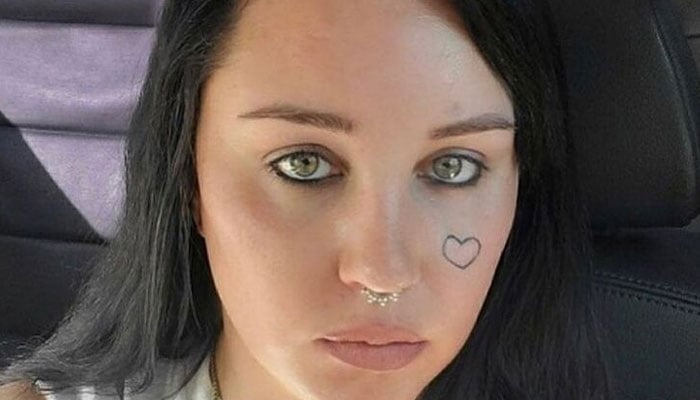 Amanda Bynes after cosmetic surgery: I feel confident