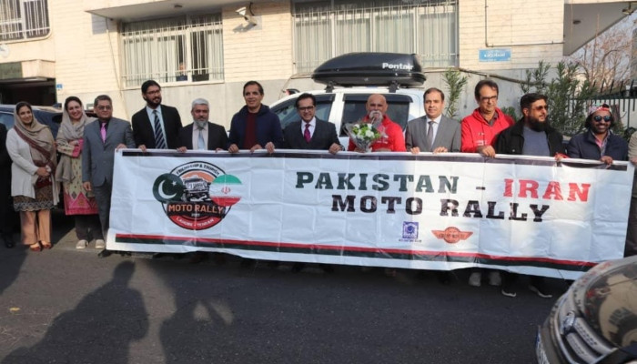 20-member Pakistani jeep rally reaches Tehran