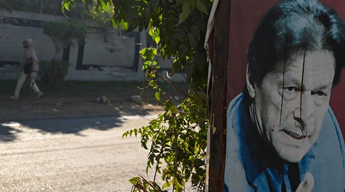 Imran Khan petitions Supreme Court against IHC order on Toshakhana Imran Khan petitions Supreme Court against IHC order on Toshakhana